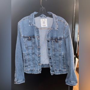 Pull & Bear Jean jacket. XL but fits more large